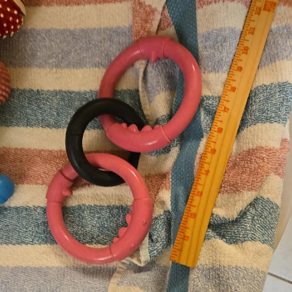 Pink and Black Interlocking Rings Toy